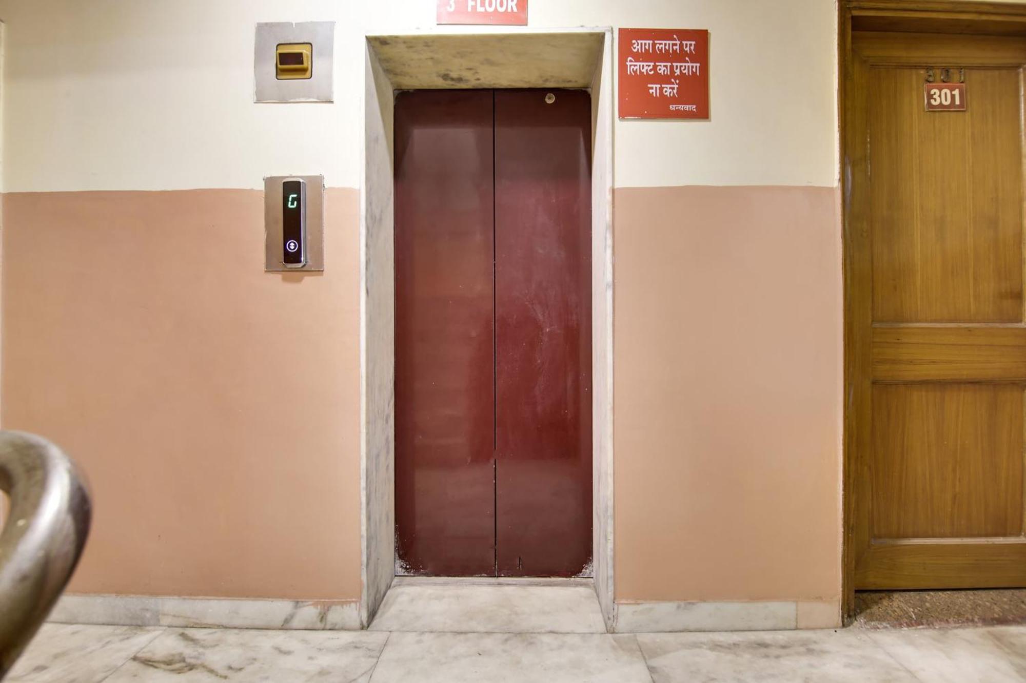Hotel O Sunshine Palace Delhi (National Capital Territory of India) Exterior foto