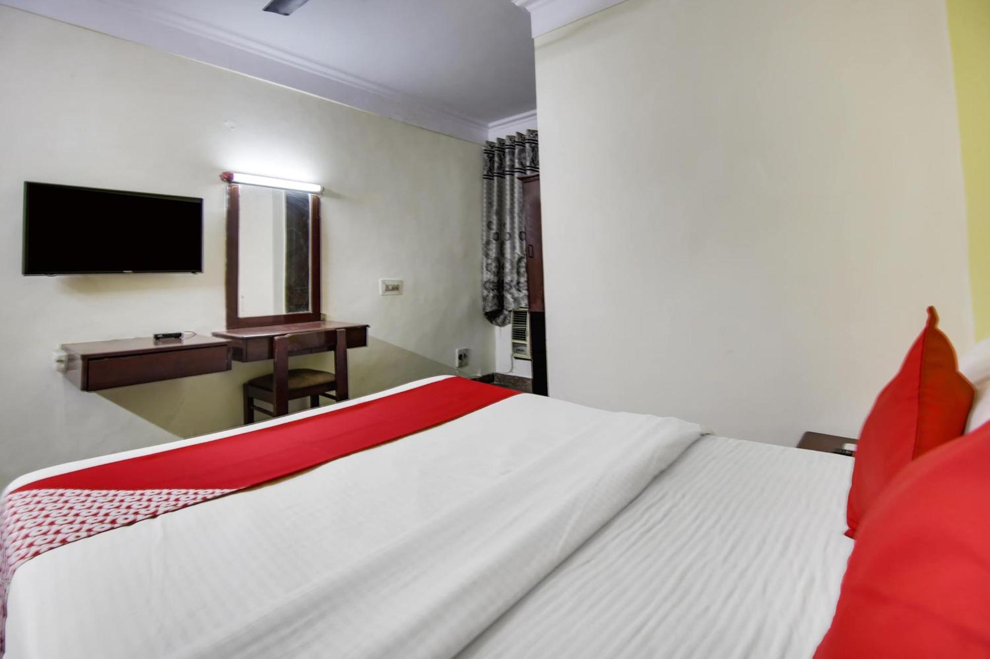 Hotel O Sunshine Palace Delhi (National Capital Territory of India) Exterior foto