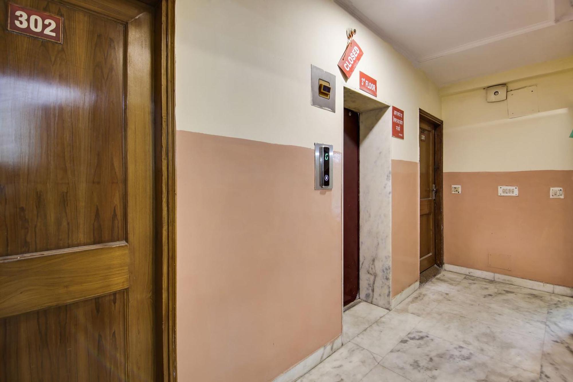 Hotel O Sunshine Palace Delhi (National Capital Territory of India) Exterior foto